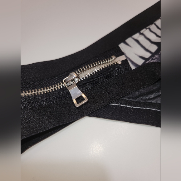 NWT Balmain X Victoria's Secret graffiti zipper panties size large with skull! - Picture 4 of 8